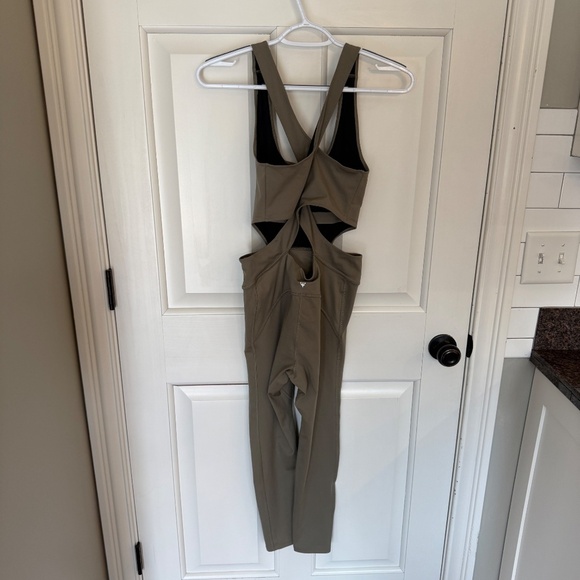 New! Free Movement x Free People Back It Up Jumpsuit Sage 45454 - Picture 10 of 14